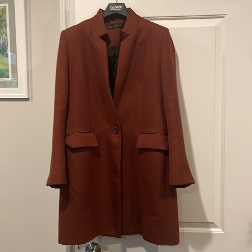 Zara sz L like lightweight long-cut jacket, like new